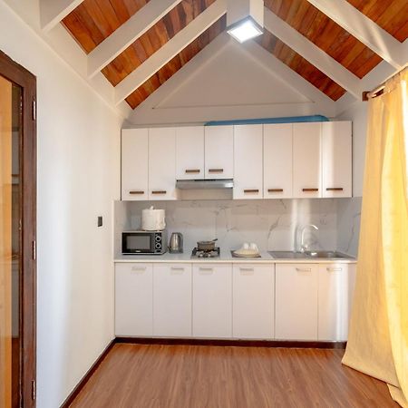 Brickwood Ganduvaru Private Villas Rasdhoo Bagian luar foto