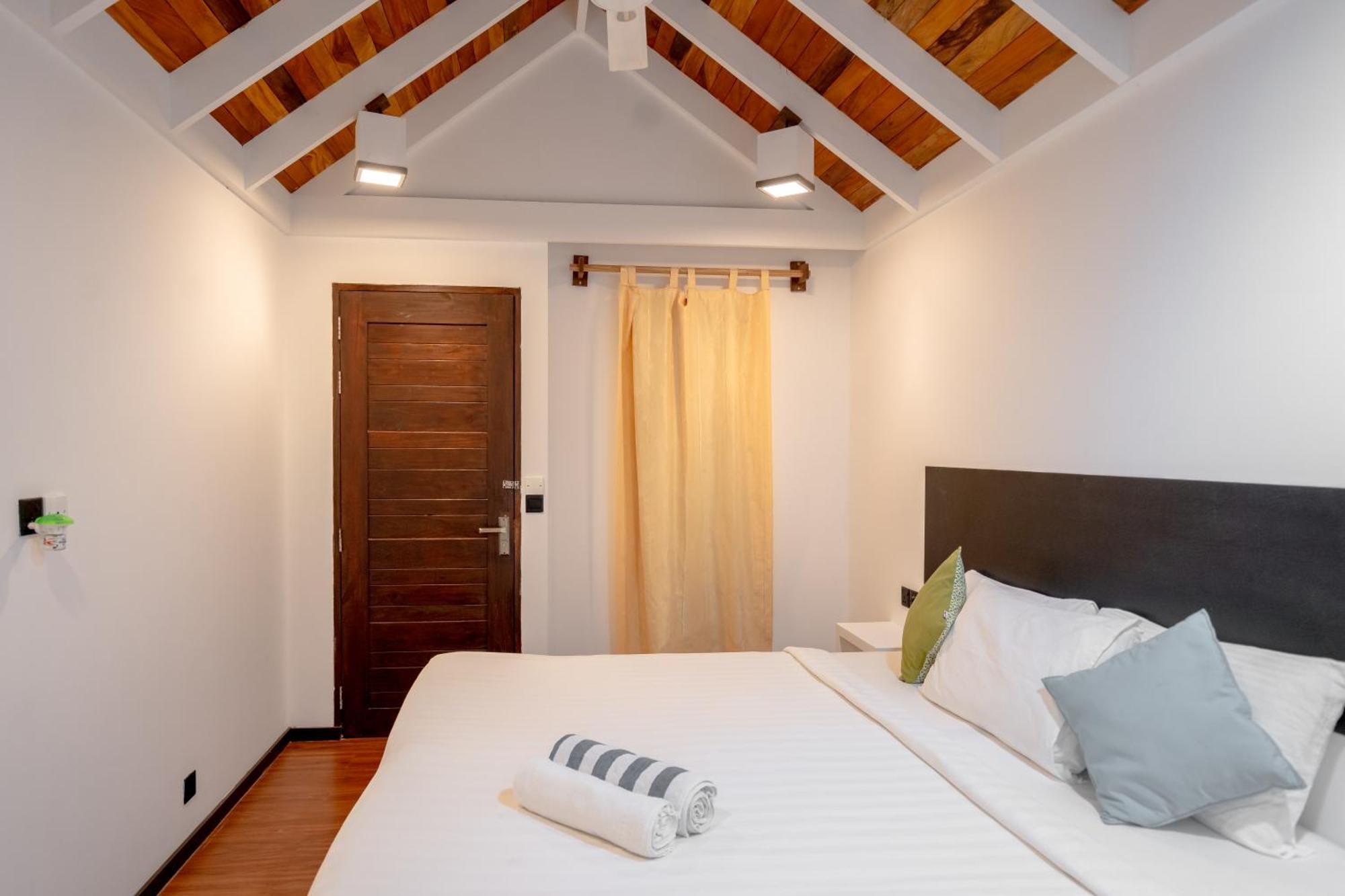Brickwood Ganduvaru Private Villas Rasdhoo Bagian luar foto